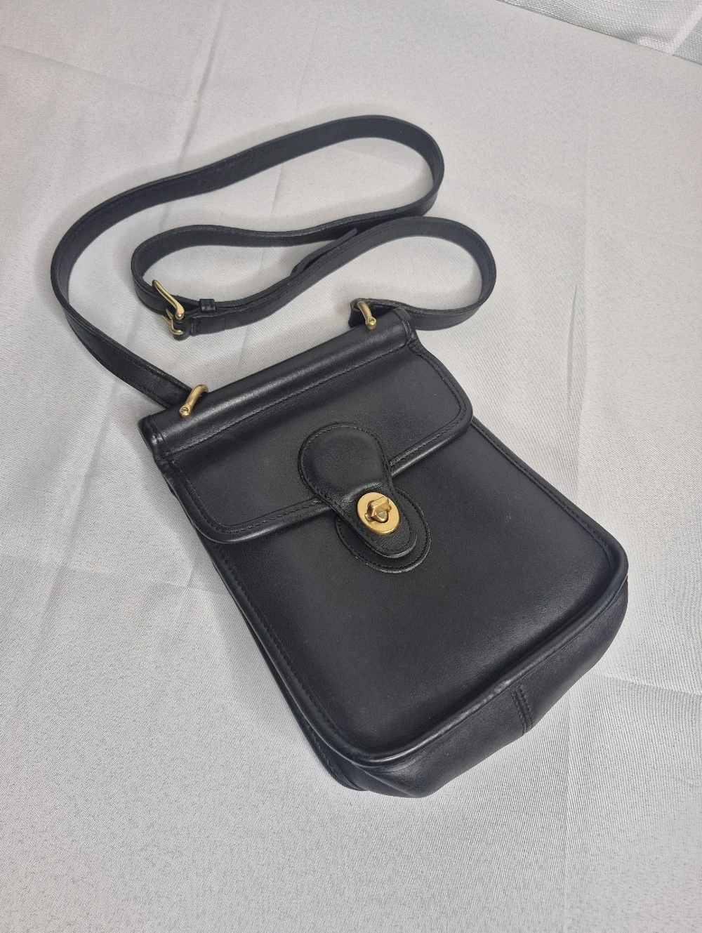Coach Vintage Murphy Classic Black Leather Crossbody Bag
